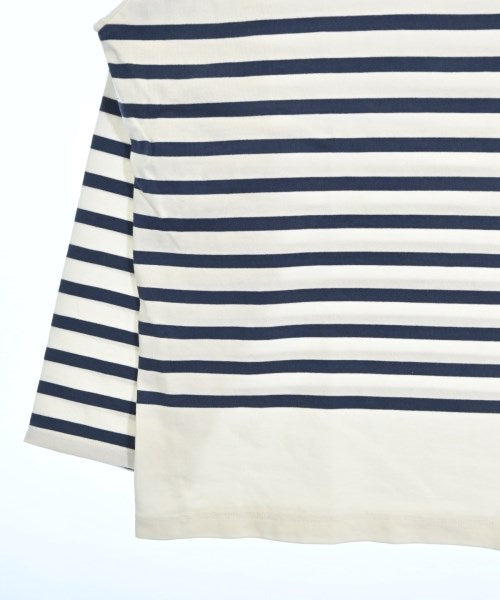 AUBERGE เสื้อยืด/เสื้อท็อปส์