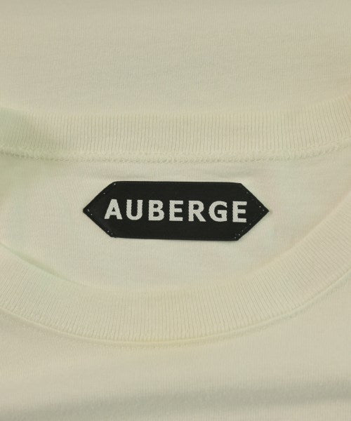 AUBERGE เสื้อยืด/เสื้อท็อปส์