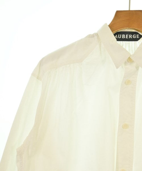 AUBERGE เสื้อลำลอง