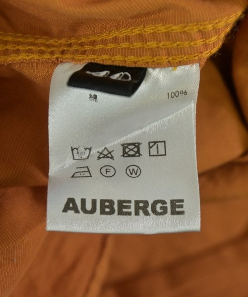 AUBERGE เสื้อลำลอง