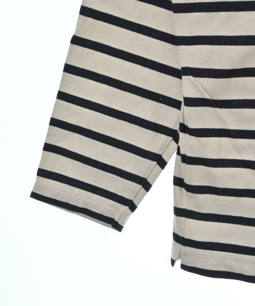 AUBERGE เสื้อยืด/เสื้อท็อปส์