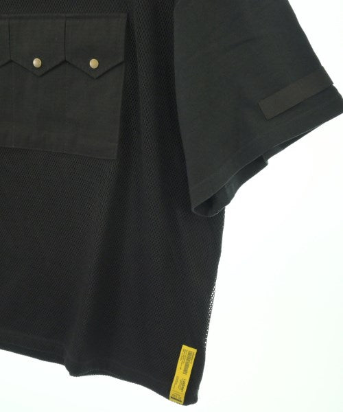 LibeRe เสื้อยืด/เสื้อท็อปส์