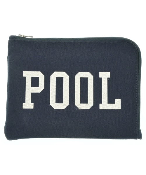 The POOL aoyama คลัตช์
