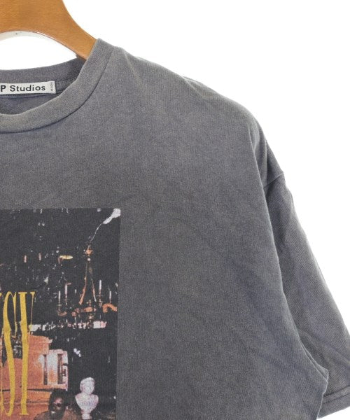 M.P Studios เสื้อยืด/เสื้อท็อปส์