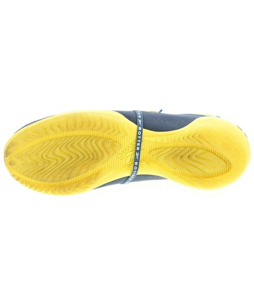 BOTTER รองเท้าผ้าใบ