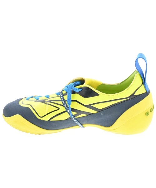 BOTTER รองเท้าผ้าใบ