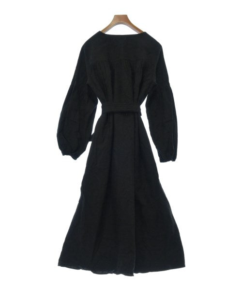 RANDEBOO ชุดเดรส