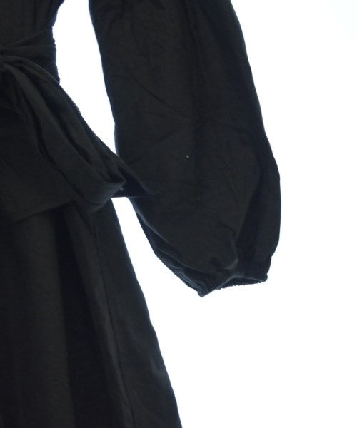 RANDEBOO ชุดเดรส