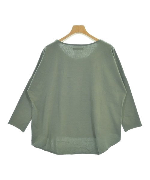 Trebarrabi เสื้อยืด/เสื้อท็อปส์