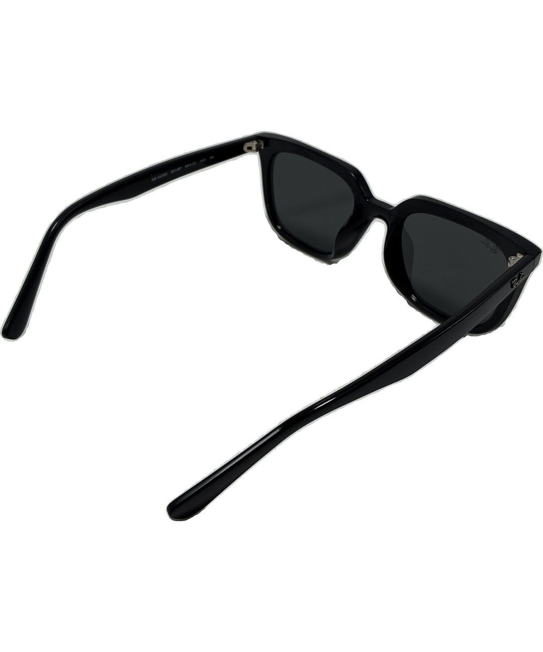 Ray-Ban แว่นกันแดด