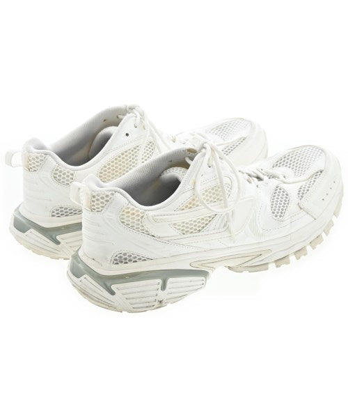 DIESEL รองเท้าผ้าใบ