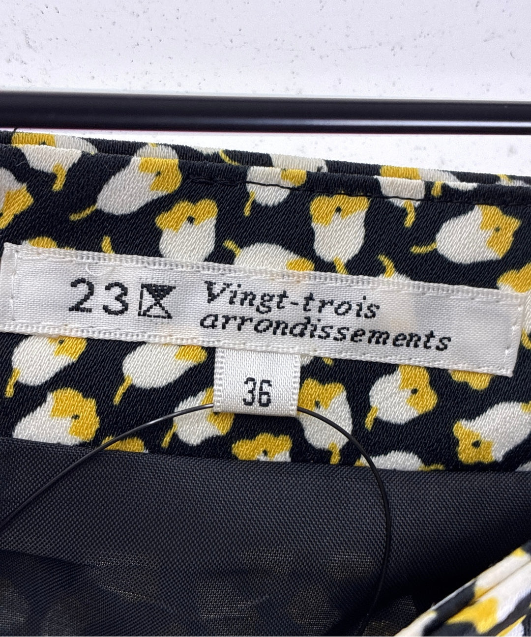 23ku กระโปรงยาวถึงเข่า