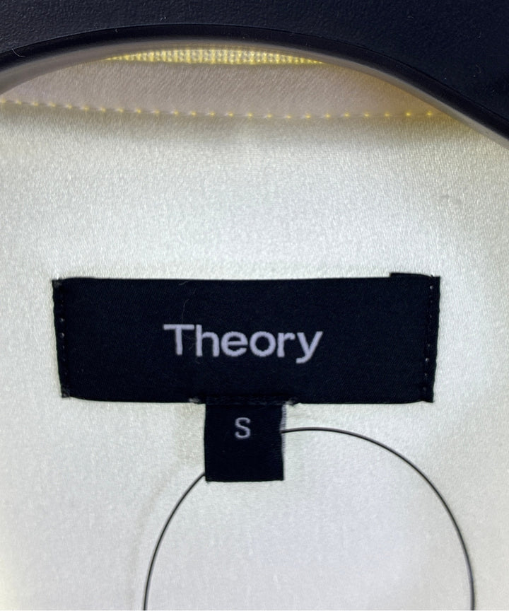 Theory แจ็คเก็ตเบลาส์