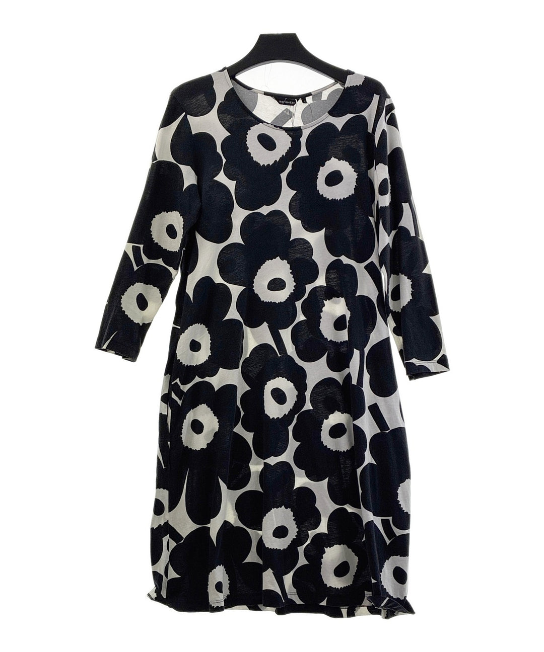 marimekko ชุดเดรส