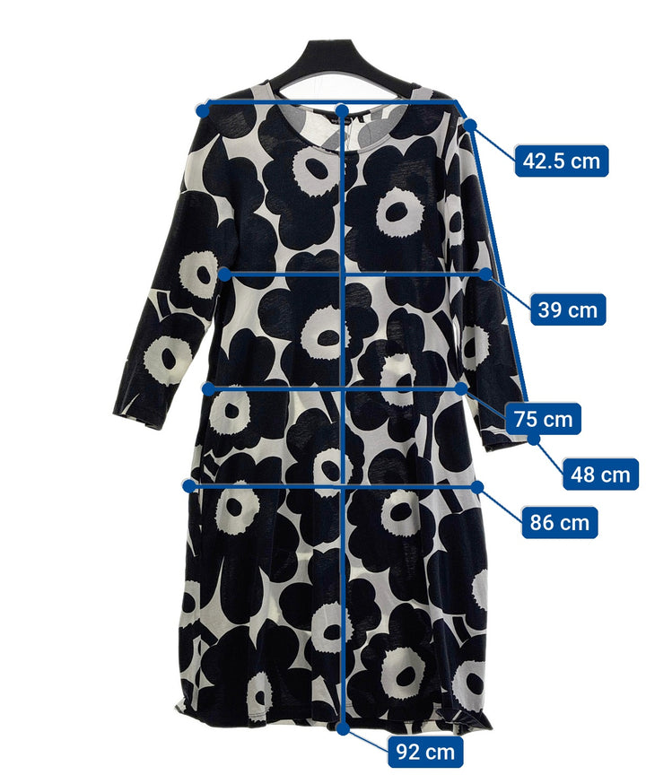 marimekko ชุดเดรส