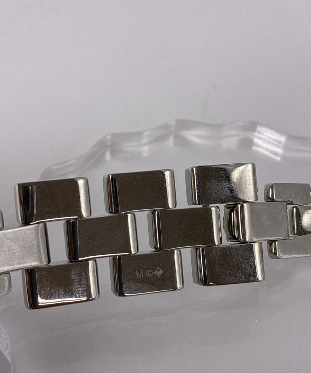 SWAROVSKI สร้อยข้อมือ/กำไล