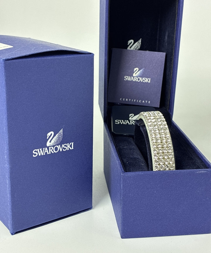 SWAROVSKI สร้อยข้อมือ/กำไล