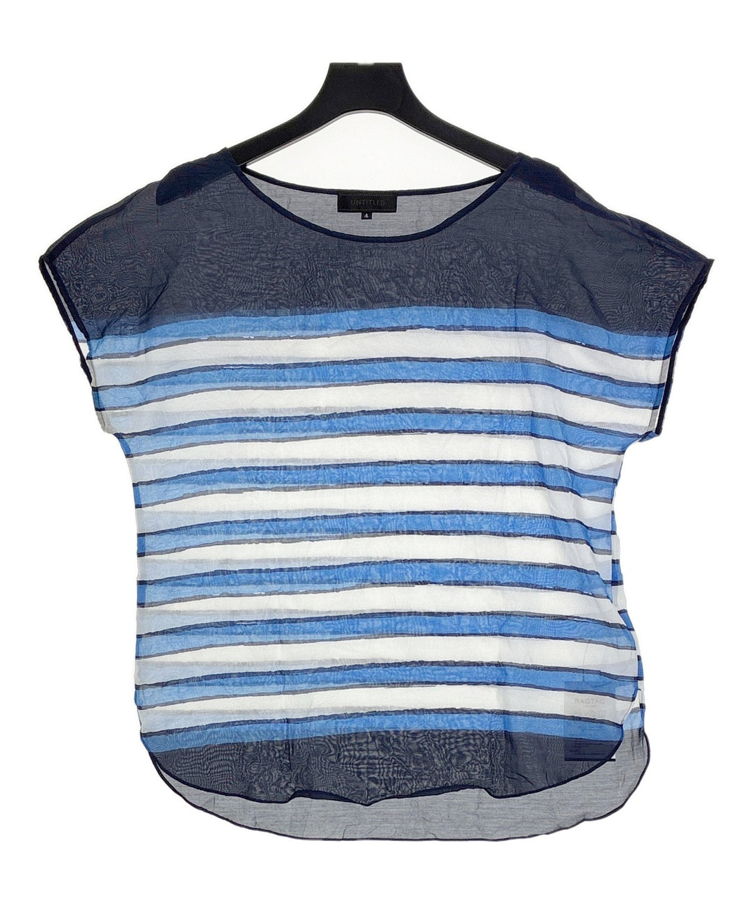 UNTITLED เสื้อสตรี