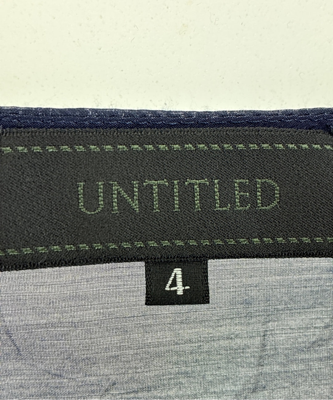 UNTITLED เสื้อสตรี