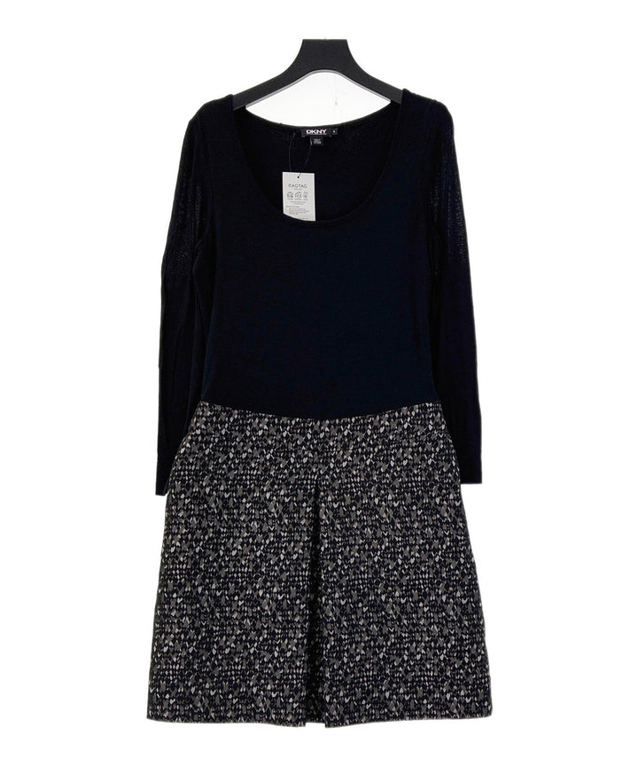 DKNY ชุดเดรส