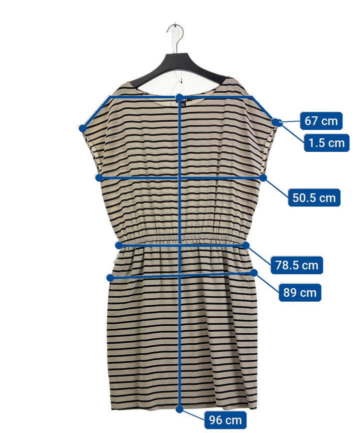 DKNY ชุดเดรส