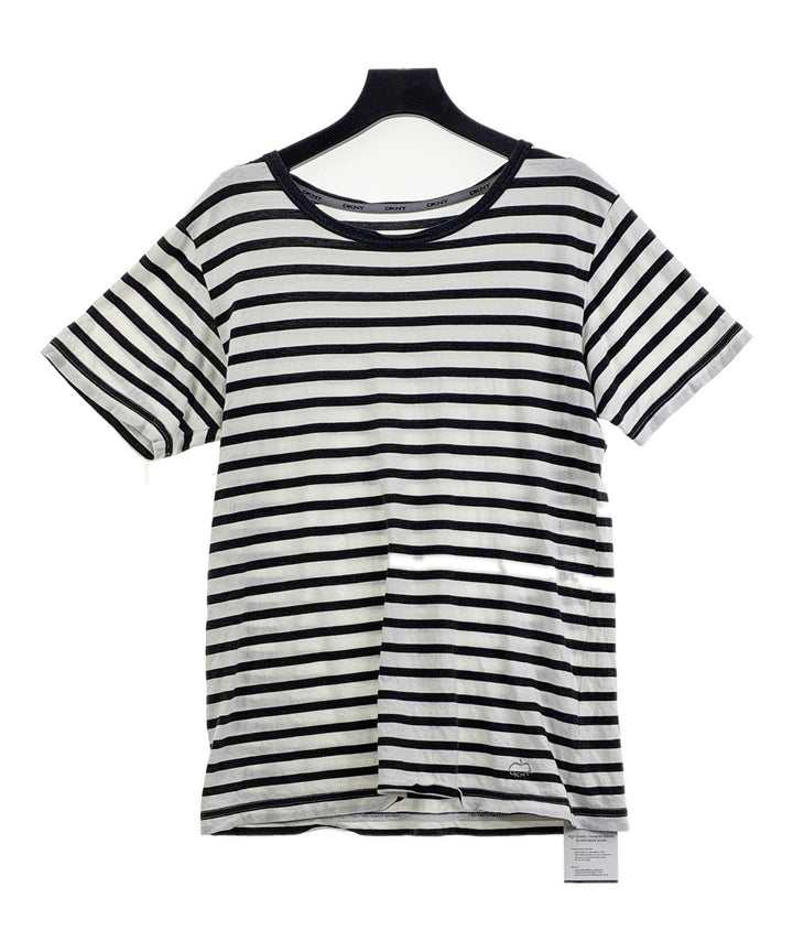 DKNY เสื้อยืด/เสื้อท็อปส์