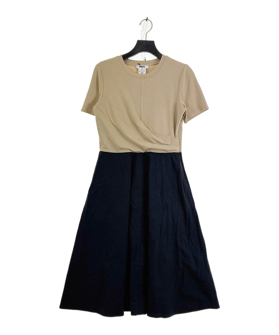 DKNY ชุดเดรส