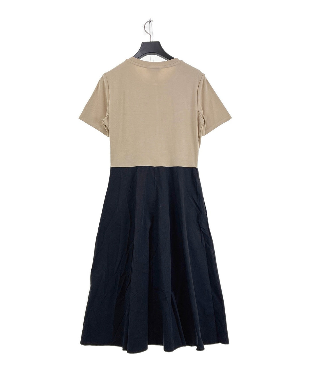 DKNY ชุดเดรส