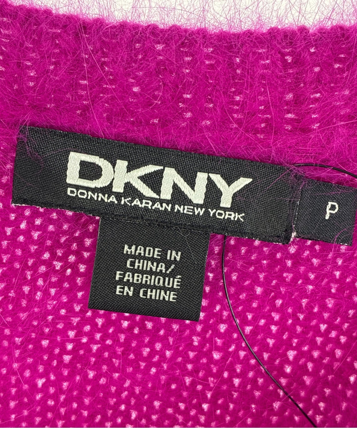 DKNY เสื้อกันหนาว