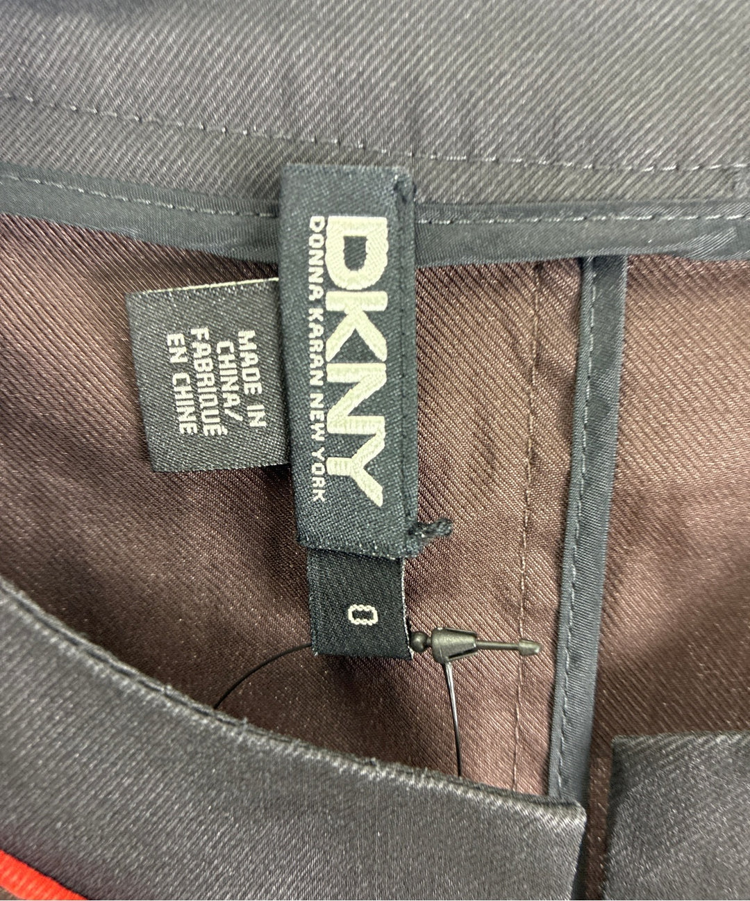 DKNY เสื้อลำลอง