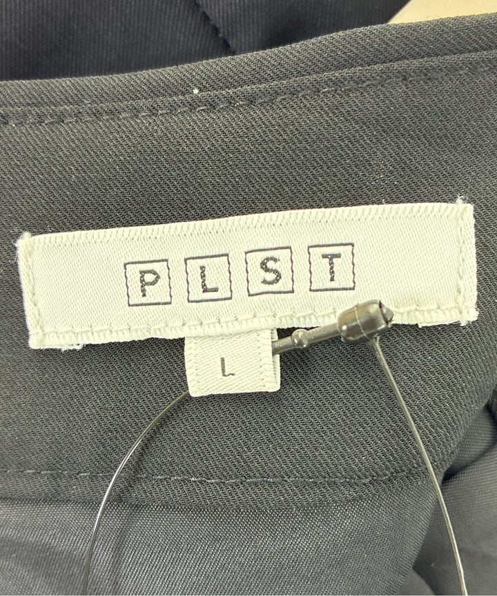 PLST กระโปรงยาวถึงเข่า