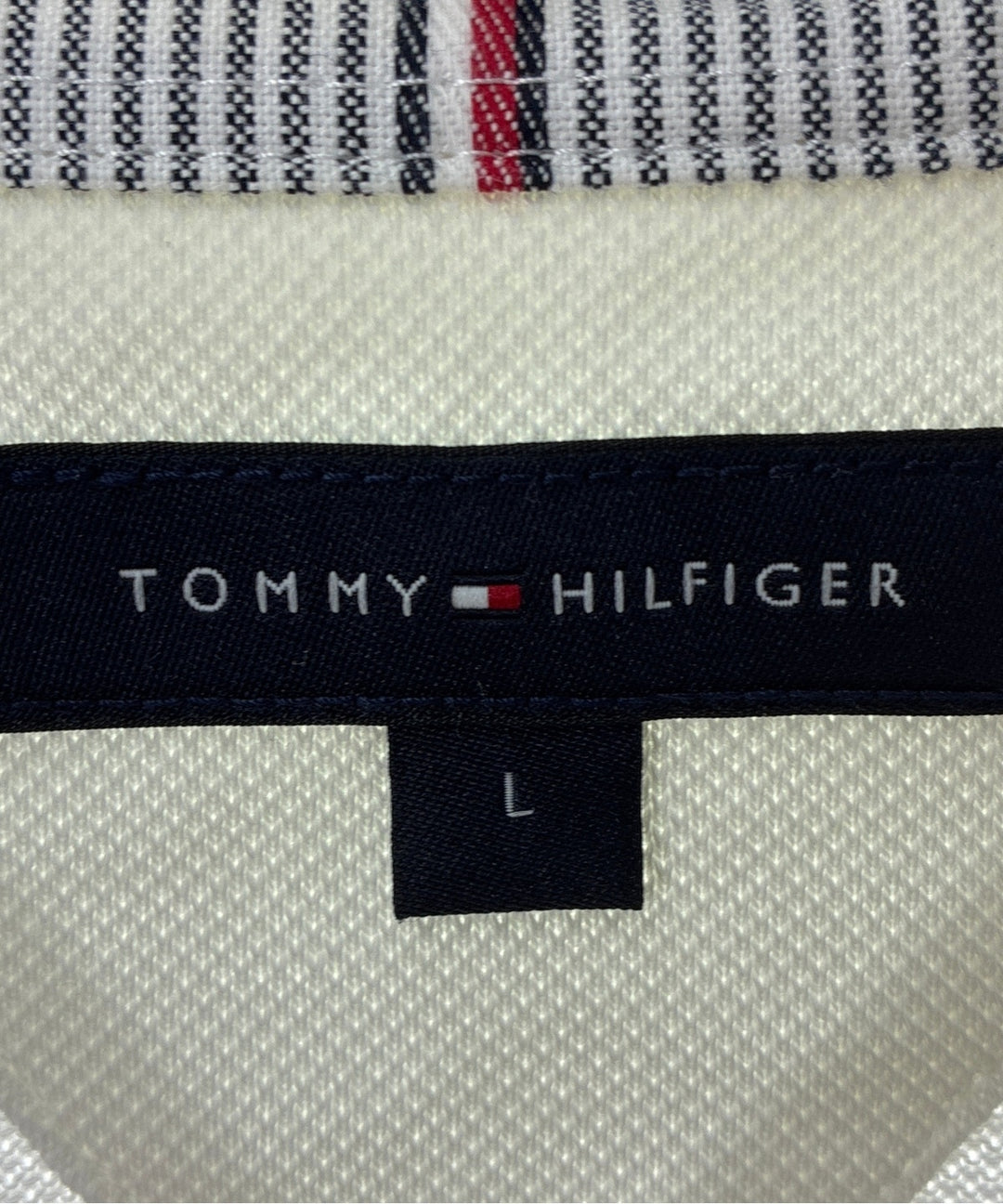 TOMMY HILFIGER เสื้อยืด/เสื้อท็อปส์