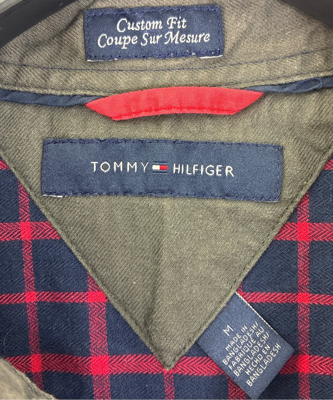 TOMMY HILFIGER เสื้อลำลอง