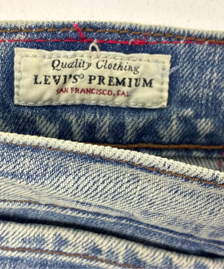 Levi's RED ยีนส์