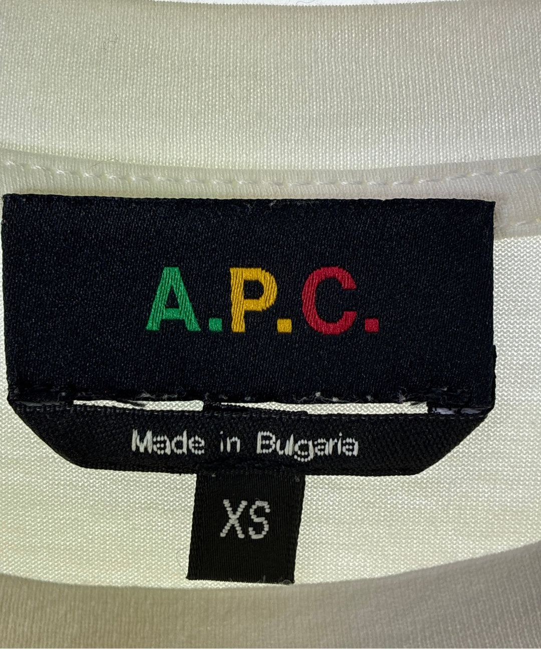 A.P.C. เสื้อยืด/เสื้อท็อปส์