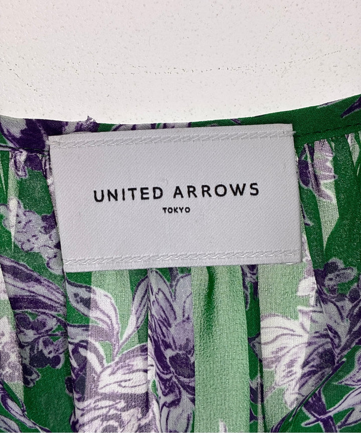 UNITED ARROWS เสื้อสตรี