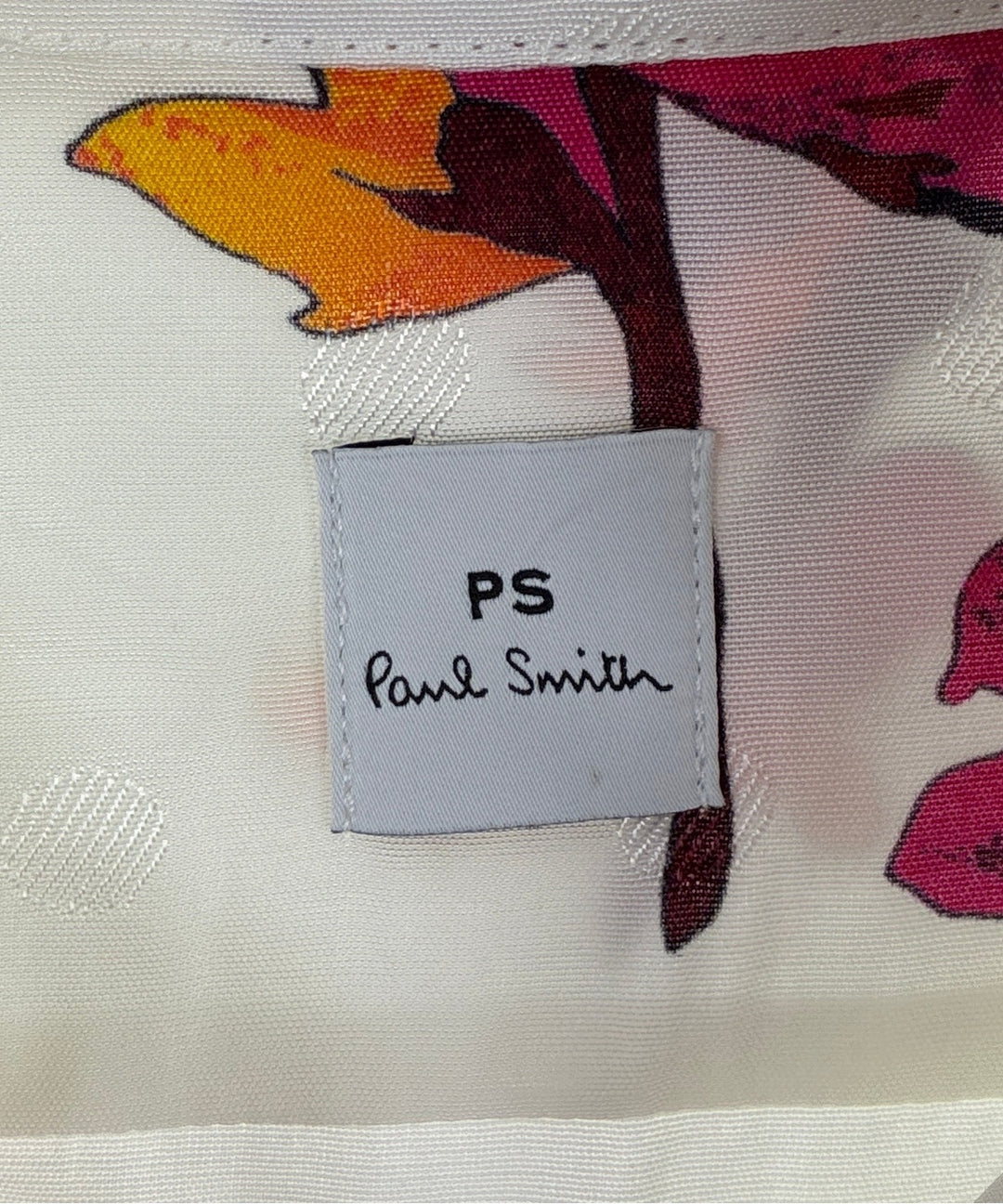 Paul Smith เสื้อลำลอง