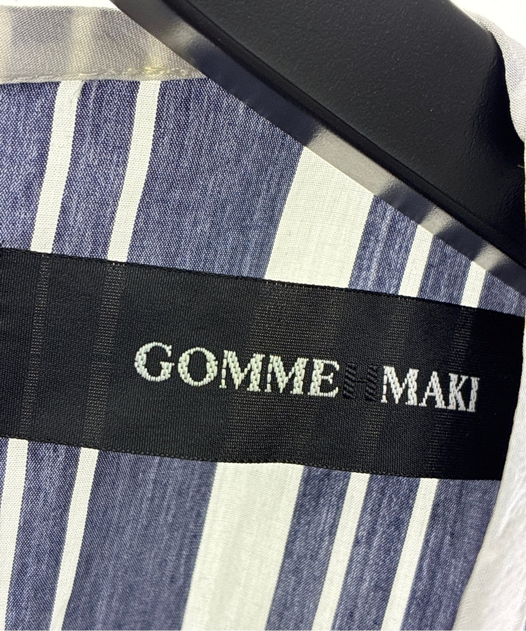 gomme เสื้อสตรี