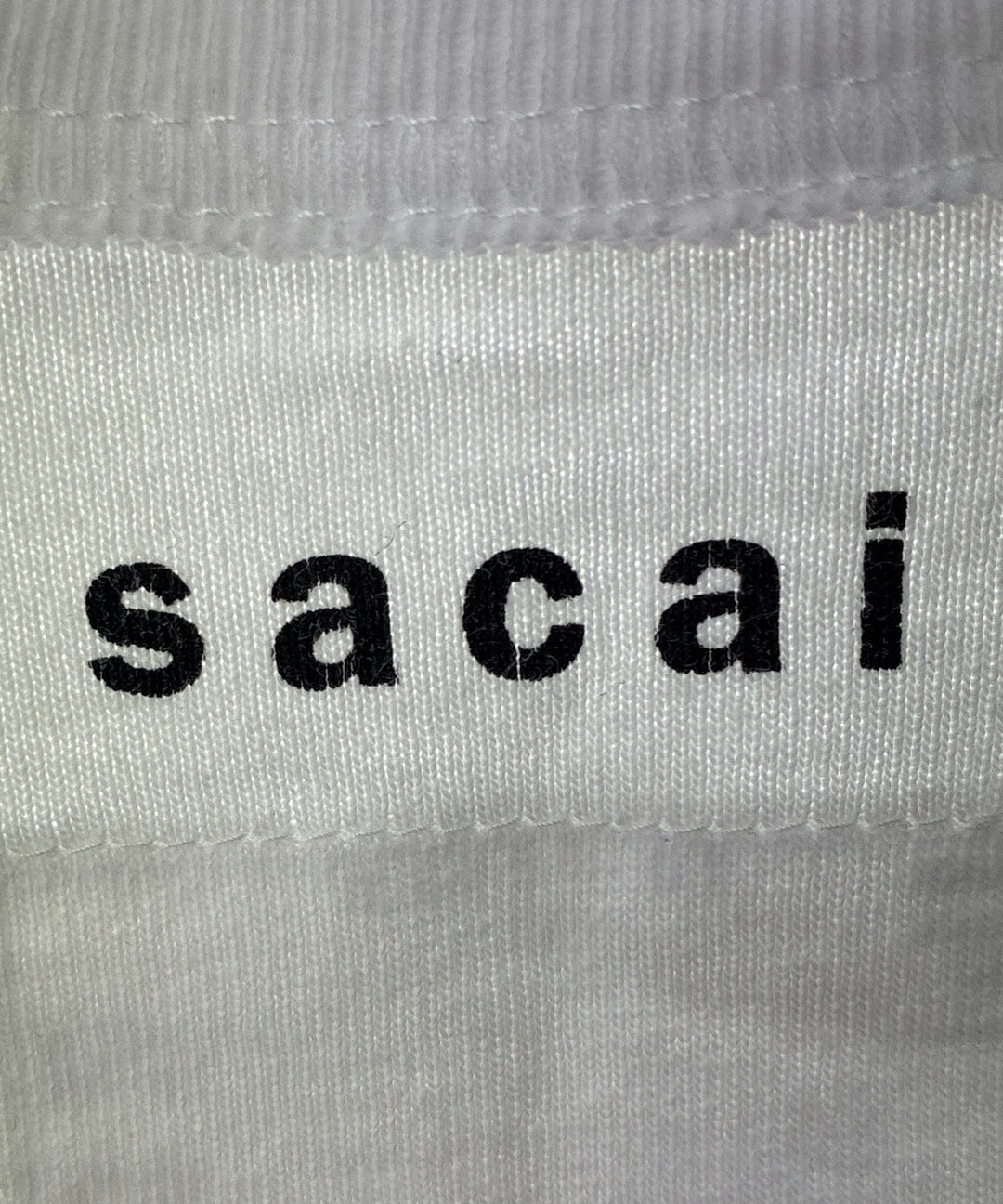sacai เสื้อยืด/เสื้อท็อปส์