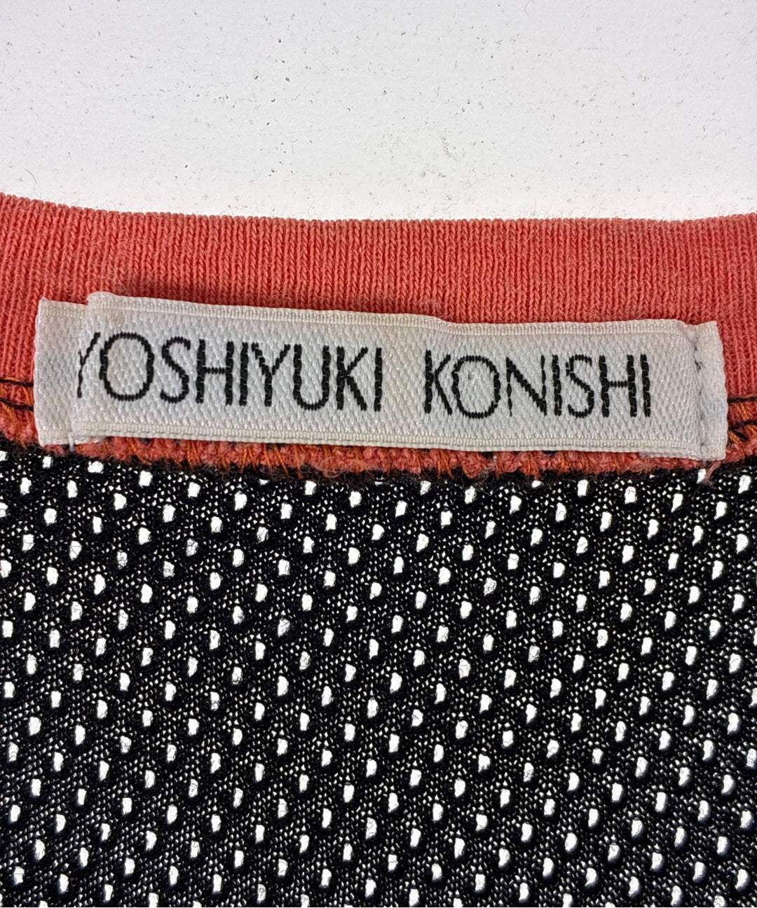 YOSHIYUKI KONISHI เสื้อยืด/เสื้อท็อปส์