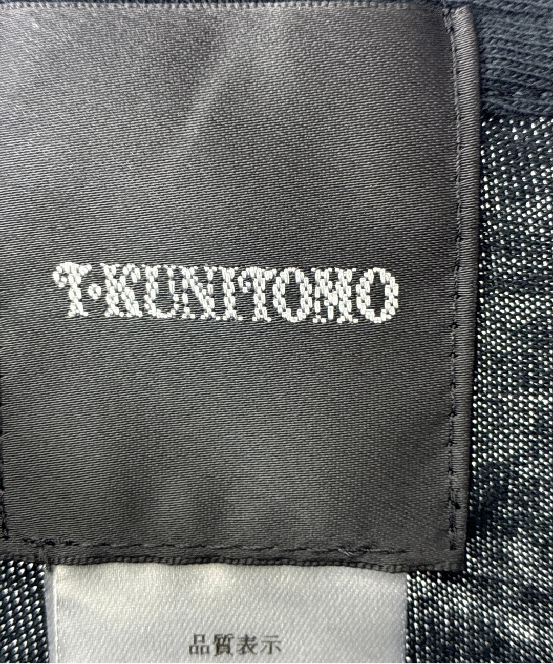 T.KUNITOMO เสื้อยืด/เสื้อท็อปส์