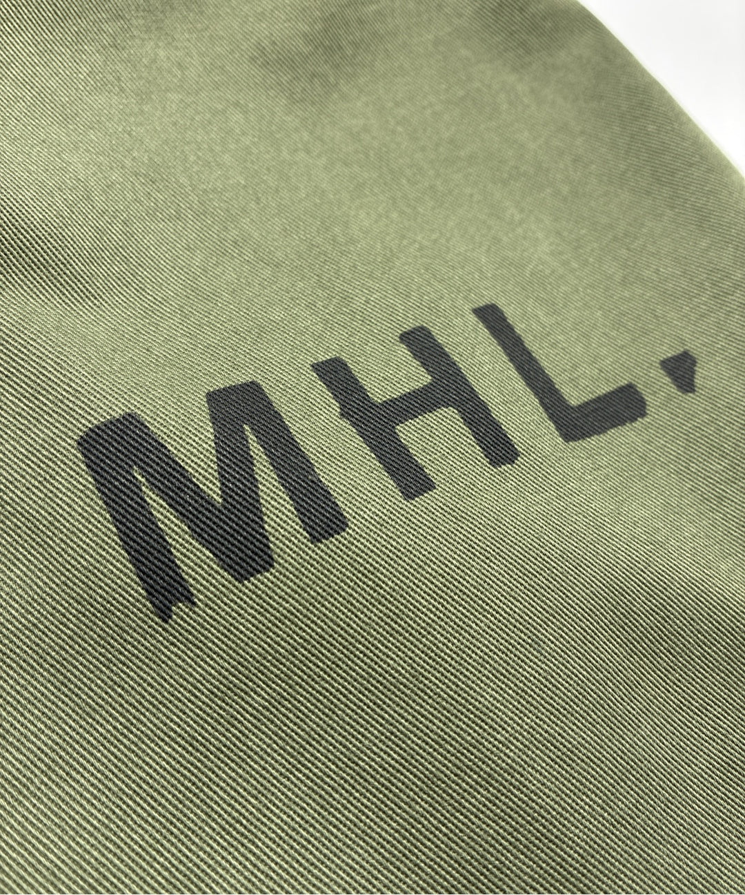 MHL. กระเป๋าถือขนาดใหญ่