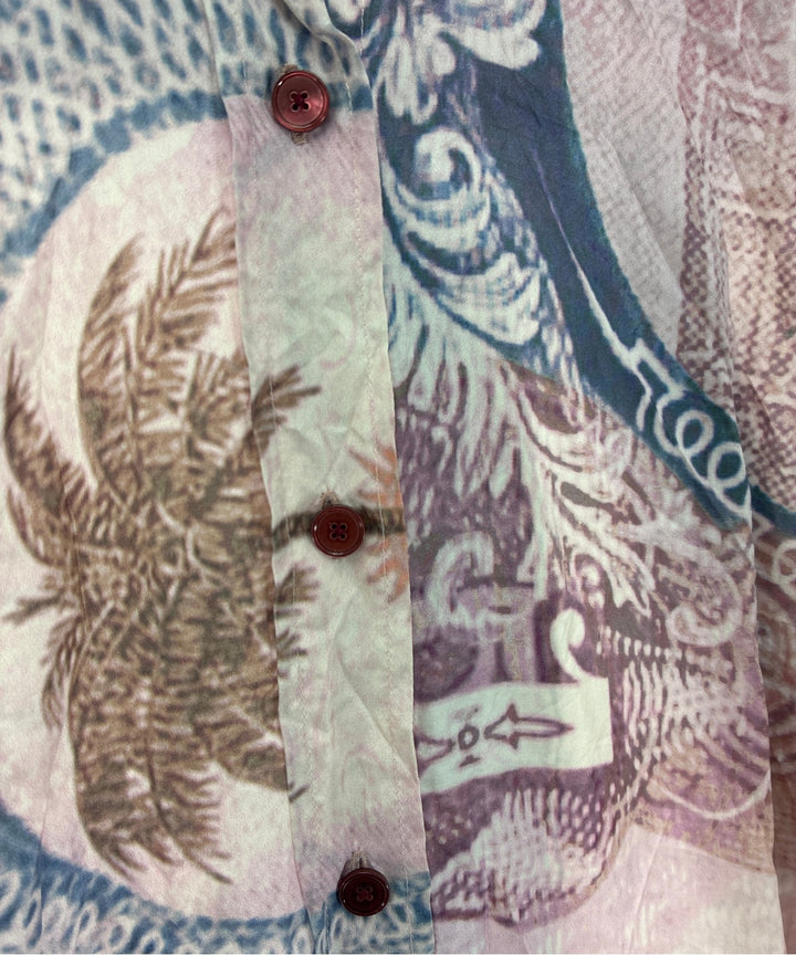 Acne เสื้อลำลอง