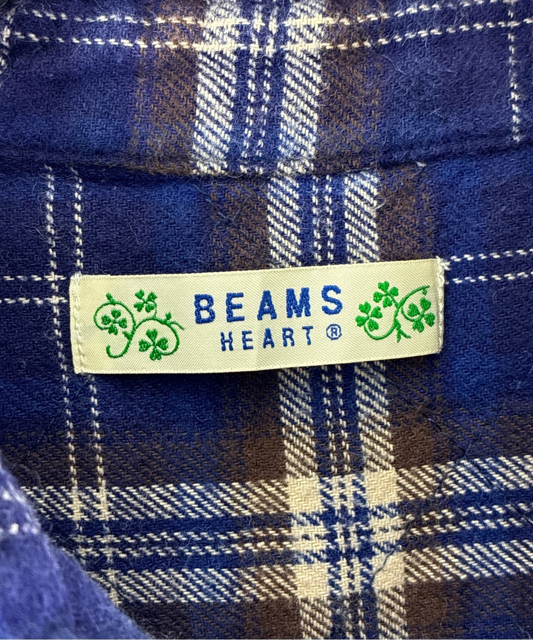 BEAMS HEART เสื้อลำลอง