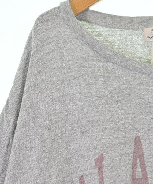 REMI RELIEF เสื้อยืด/เสื้อท็อปส์