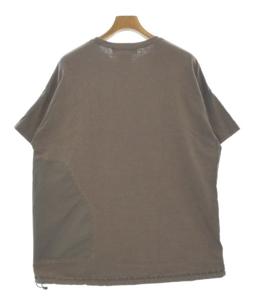REMI RELIEF เสื้อยืด/เสื้อท็อปส์
