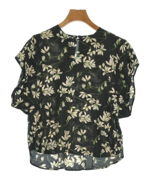 SACRA เสื้อลำลอง