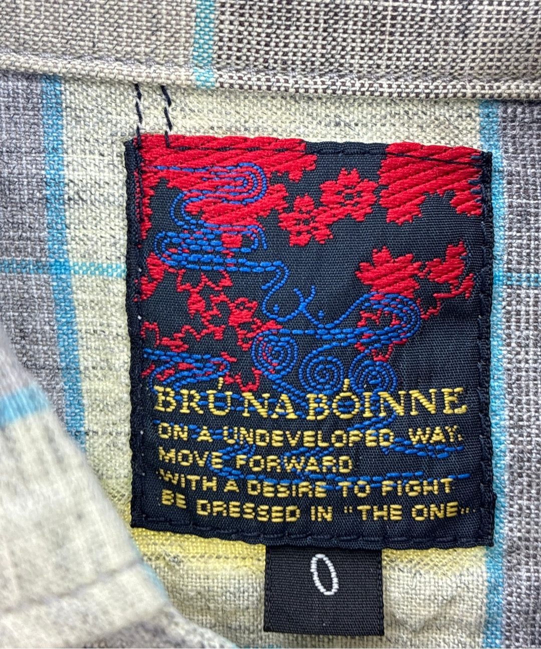 BRU NA BOINNE เสื้อลำลอง