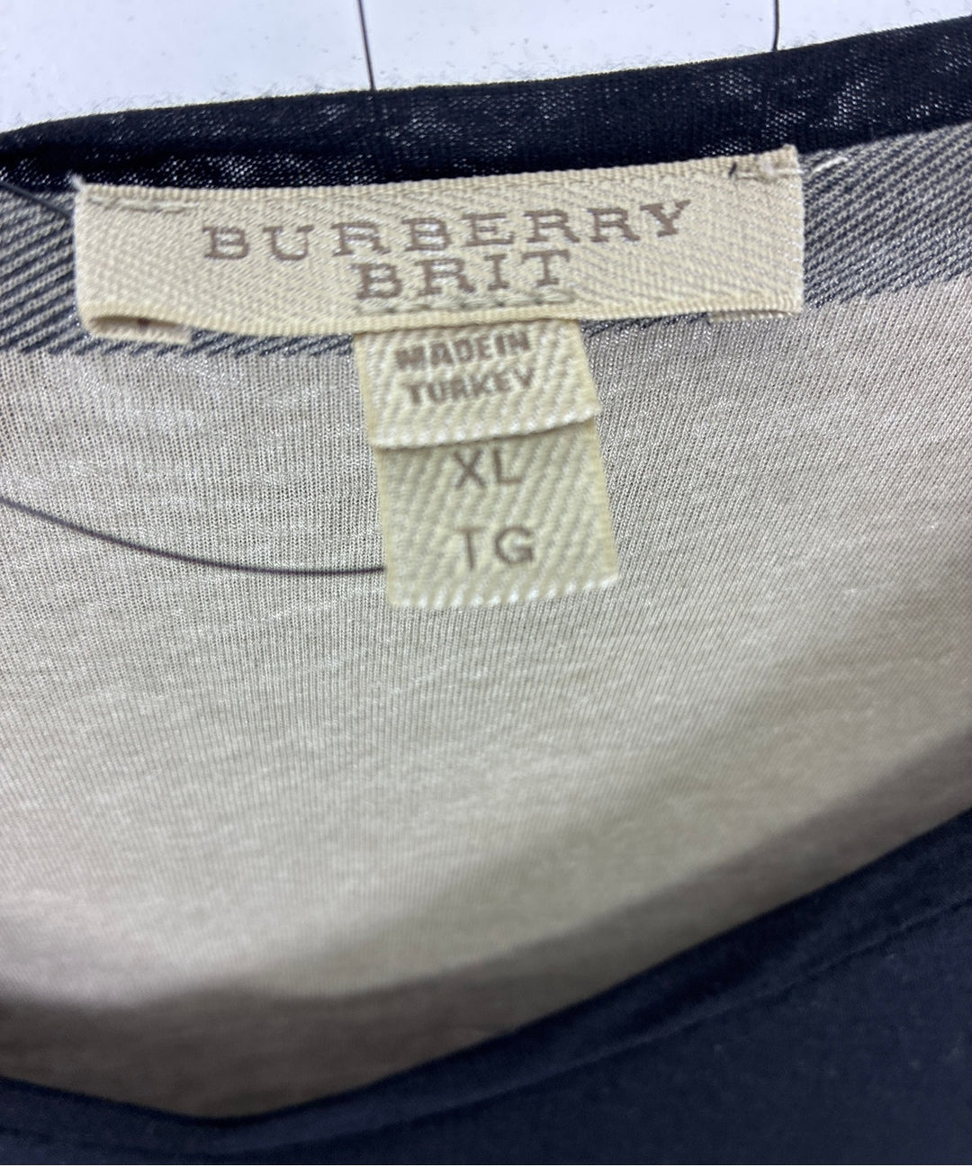 BURBERRY BRIT เสื้อยืด/เสื้อท็อปส์