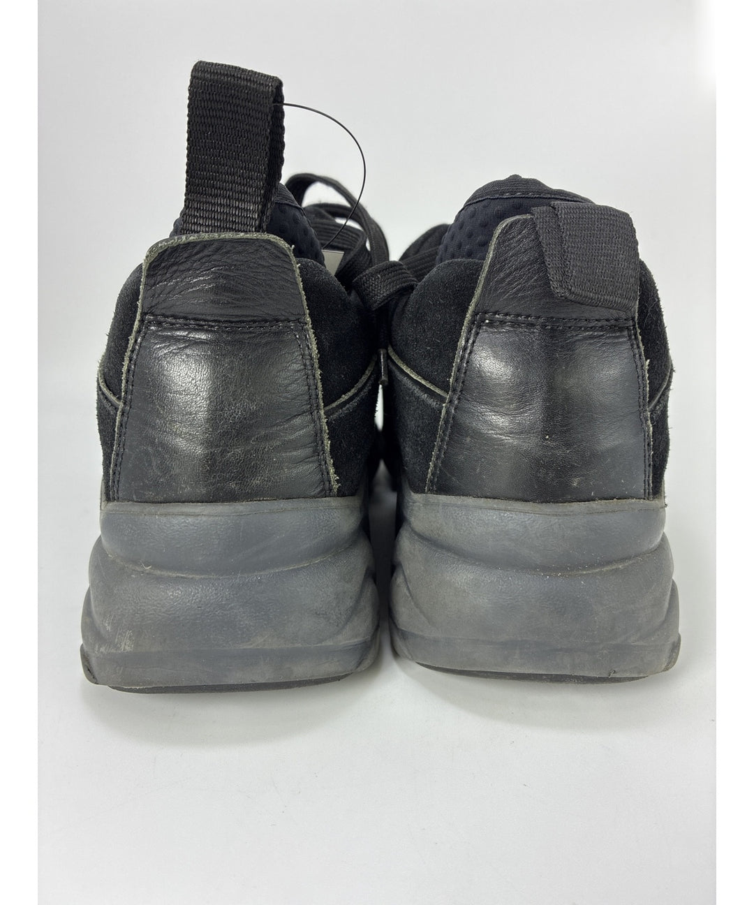 Acne Studios รองเท้าผ้าใบ